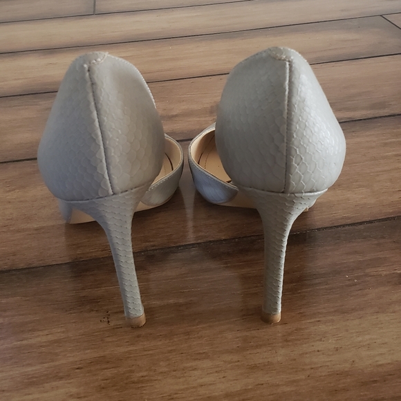 BCBGeneration heels - Picture 3 of 5